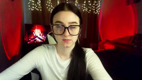 Snapshot of krisbadass chatting on November 3, 2025, 8:04 am Kris online show from November 3, 2025, 8:04 am