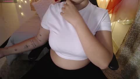 Snapshot of krishnaveni435486 chatting on November 29, 2025, 1:14 pm Krish online show from November 29, 2025, 1:14 pm