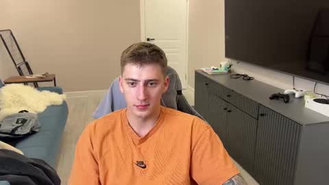 Snapshot of krishort chatting on March 9, 2025, 3:38 pm krishort online show from March 9, 2025, 3:38 pm