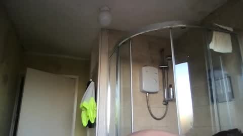 krisl77 online show from April 6, 2026, 5:14 pm