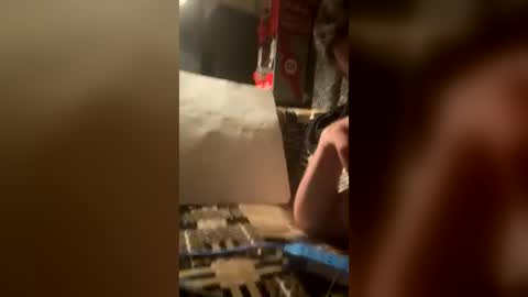 krispyholmes online show from June 18, 2026, 9:58 am