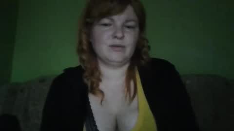KrisryxONiks online show from April 22, 2026, 3:24 pm