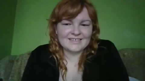 KrisryxONiks online show from April 23, 2026, 2:41 pm