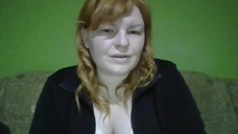 KrisryxONiks online show from April 24, 2026, 4:04 am