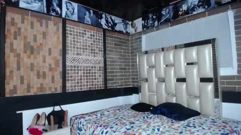 Snapshot of kriss_sweetboobs chatting on September 28, 2025, 11:04 am kriss_sweetboobs online show from September 28, 2025, 11:04 am