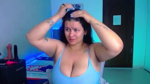 kriss_sweetboobs online show from February 7, 2026, 12:20 pm
