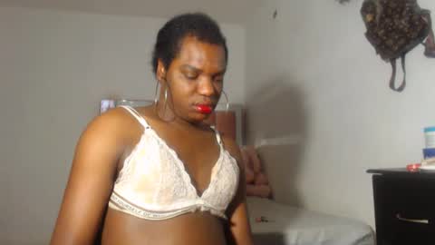 kristal_cox2 online show from May 20, 2026, 10:43 am