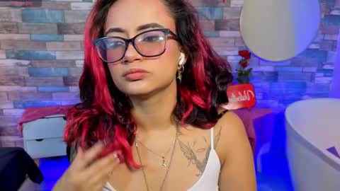 kristen_tay online show from February 16, 2026, 3:35 am