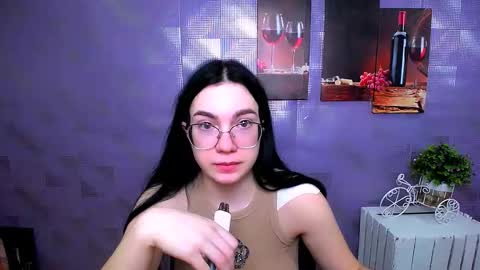 Snapshot of kristenx_x chatting on December 3, 2025, 8:45 am Kristen online show from December 3, 2025, 8:45 am