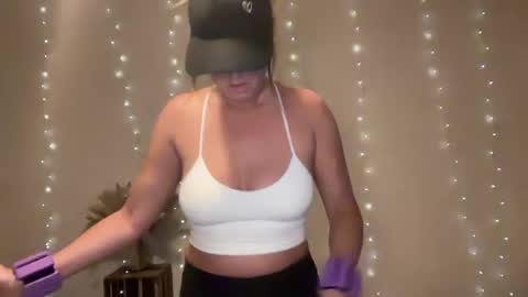 Kristi online show from September 8, 2025, 11:59 pm