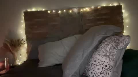 Kristi online show from March 16, 2026, 4:07 am