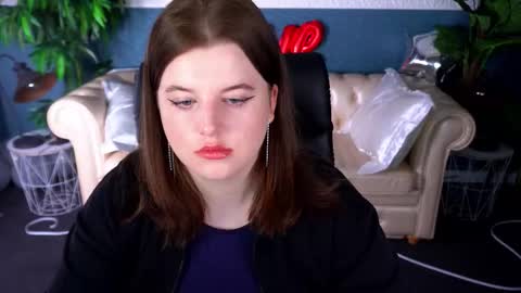 kristifoxy online show from February 24, 2026, 6:11 am