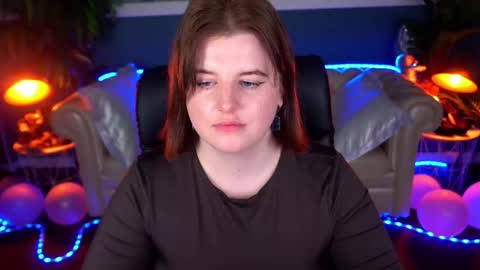 kristifoxy online show from March 6, 2026, 3:30 pm