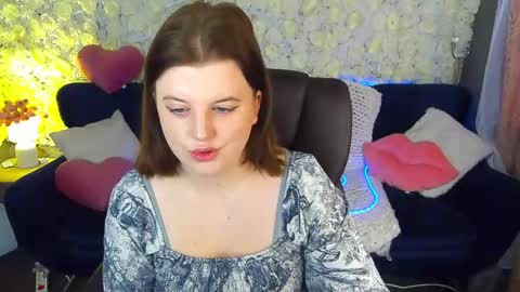 kristifoxy online show from April 27, 2026, 5:27 am
