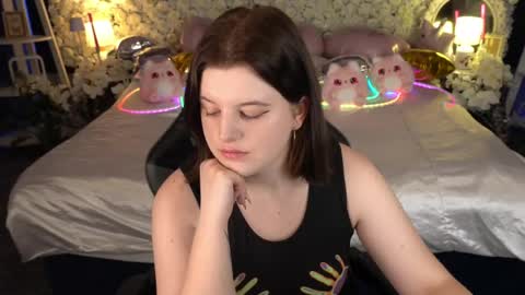 kristifoxy online show from May 12, 2026, 6:49 pm
