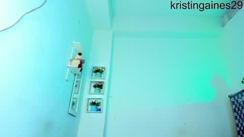 Snapshot of kristiingaines_ chatting on April 12, 2026, 7:19 pm kristin online show from April 12, 2026, 7:19 pm
