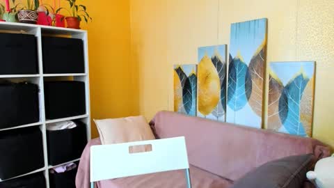 Christina online show from March 12, 2026, 8:09 am