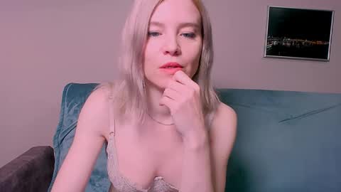 kristina_vagner online show from February 14, 2026, 1:35 am