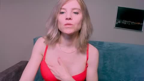 kristina_vagner online show from April 23, 2026, 12:29 pm