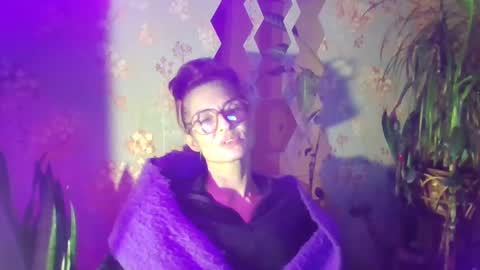 Kristina online show from February 4, 2025, 4:08 pm