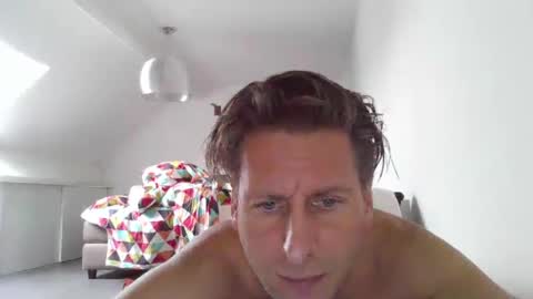 Snapshot of kristof8504 chatting on December 9, 2024, 11:04 am kristof8504 online show from December 9, 2024, 11:04 am