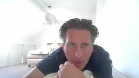 Snapshot of kristof8504 chatting on September 30, 2025, 9:58 am kristof8504 online show from September 30, 2025, 9:58 am