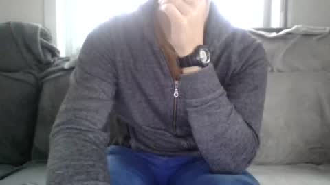 kristoffer220 online show from December 17, 2025, 9:04 am