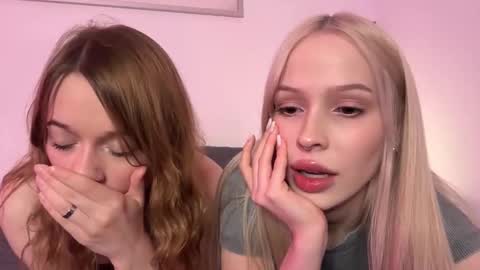 Kristy and Alice online show from December 15, 2025, 4:44 pm