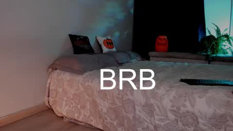 Im Dani3 online show from October 4, 2025, 3:37 am