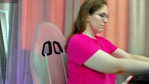 Kristina online show from July 17, 2026, 2:07 am