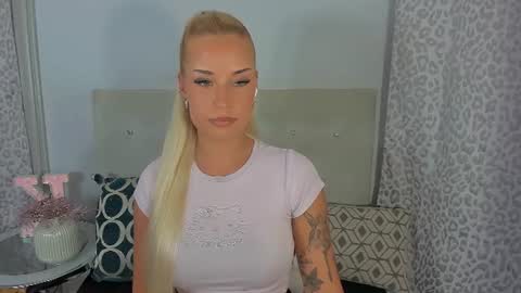 Snapshot of kristyflowers chatting on August 2, 2026, 7:12 pm KristyFlowers online show from August 2, 2026, 7:12 pm
