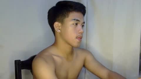 Snapshot of kritthanarkorn chatting on April 23, 2026, 3:14 pm kritthanarkorn online show from April 23, 2026, 3:14 pm
