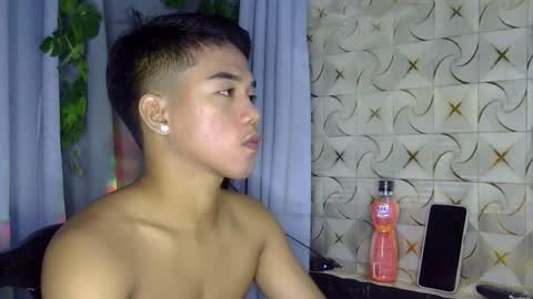 Snapshot of kritthanarkorn chatting on May 11, 2026, 3:07 pm kritthanarkorn online show from May 11, 2026, 3:07 pm
