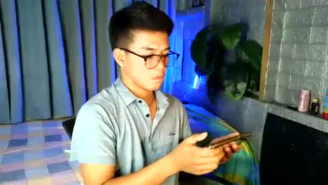 Snapshot of kritthanarkorn chatting on May 21, 2026, 2:13 pm kritthanarkorn online show from May 21, 2026, 2:13 pm