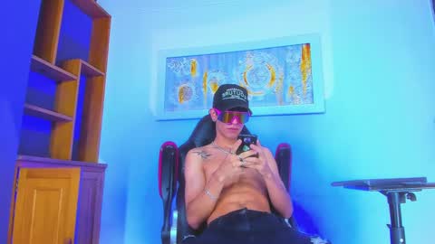 justym online show from December 15, 2024, 10:58 pm