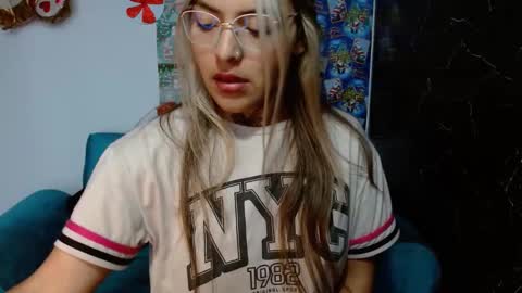 Snapshot of kronikafuckass chatting on December 24, 2024, 12:33 pm kronikafuckass online show from December 24, 2024, 12:33 pm