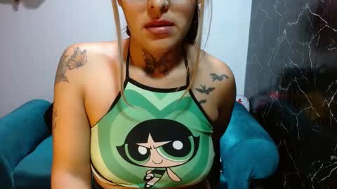 Snapshot of kronikafuckass chatting on January 22, 2025, 12:38 am kronikafuckass online show from January 22, 2025, 12:38 am