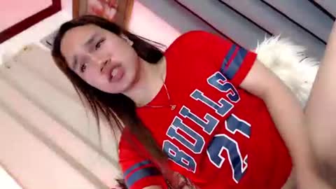 kryplialoveyou online show from February 1, 2026, 9:52 am