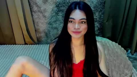 krystal_angel online show from August 3, 2026, 6:11 pm