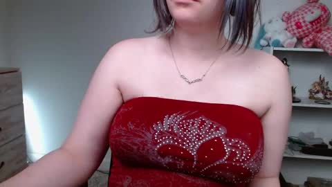 Snapshot of krystalsyxx chatting on June 6, 2026, 3:17 pm Krystal Syx online show from June 6, 2026, 3:17 pm