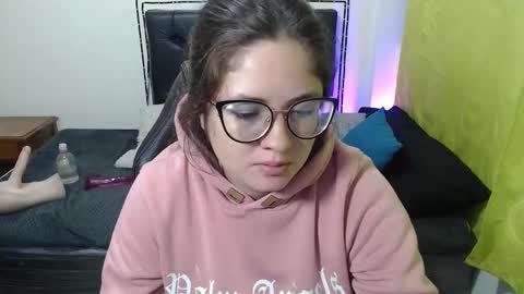 kryystaladams online show from October 27, 2025, 12:53 pm