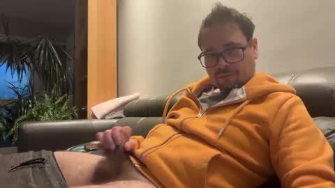 krzysztof1977 online show from May 31, 2026, 8:54 pm