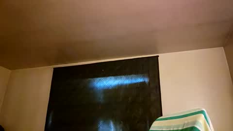 Snapshot of kubish1 chatting on June 9, 2026, 9:37 pm Kubish online show from June 9, 2026, 9:37 pm