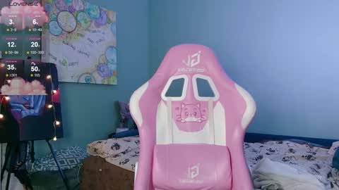 Snapshot of kudemeows chatting on December 2, 2024, 6:10 pm kudemeows online show from December 2, 2024, 6:10 pm