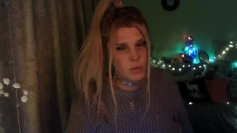 Annika  MTF ts post -op online show from December 3, 2024, 1:32 pm