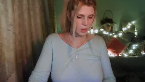 Annika  MTF ts post -op online show from February 7, 2025, 2:26 pm