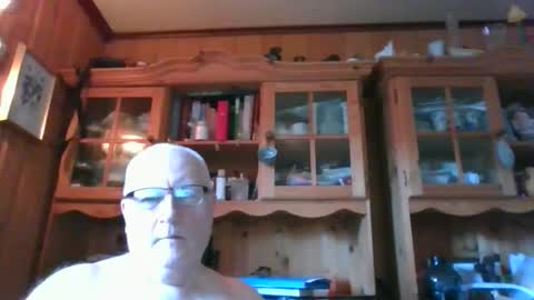Kukken18 online show from October 28, 2025, 9:13 am