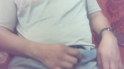 kunahub17 online show from November 22, 2025, 5:39 am