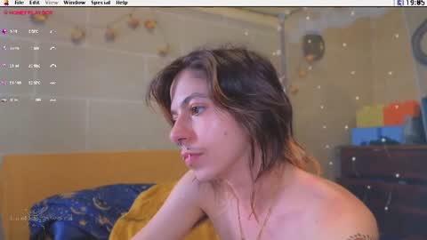 Snapshot of kuntboyzworld chatting on July 19, 2026, 5:05 pm Krypto hethey online show from July 19, 2026, 5:05 pm