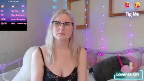 Snapshot of kunzitegoddess chatting on February 8, 2026, 2:20 pm Samantha online show from February 8, 2026, 2:20 pm